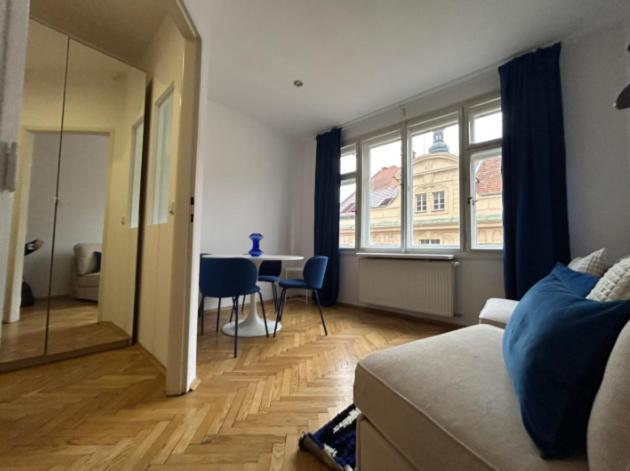 Old Town Residence - Konviktska Prague Luaran gambar